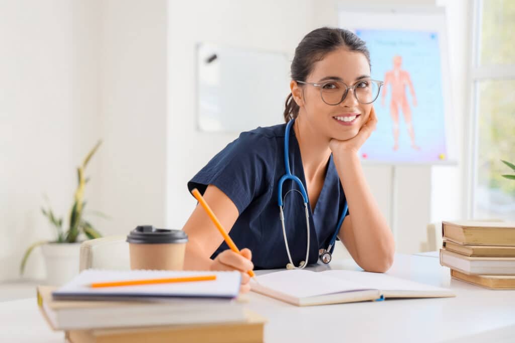 Where Should I Go for Medical Office Assistant Training?