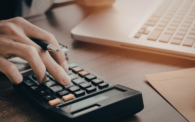 Accounting Assistant vs Bookkeeper_2