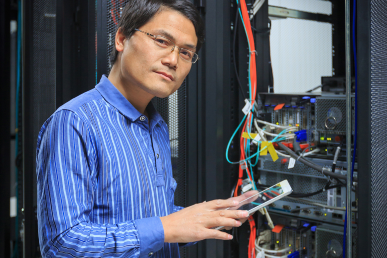 network-administration-careers-canada-vancouver1.jpg-scaled.png